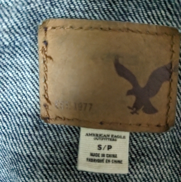 American Eagle Jean Jacket - Picture 6 of 6